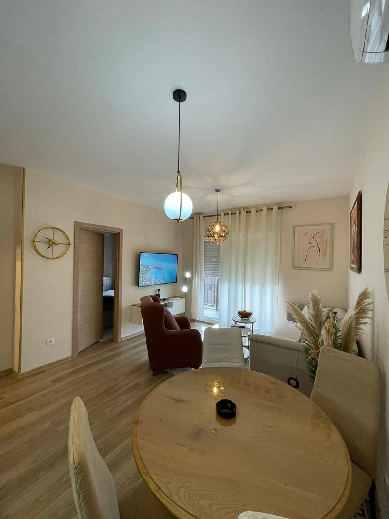 Apartman Montenegrina Budva Buitenkant foto